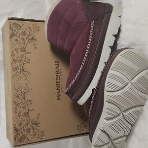 Manitobah Mukluks Women's Plum Winter Boots
